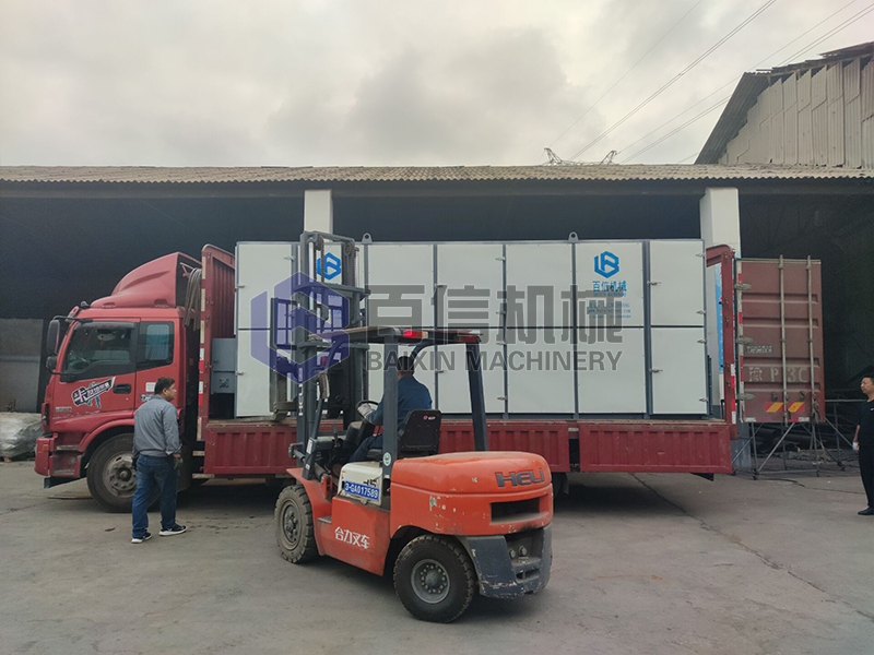 小型网带烘干机发货